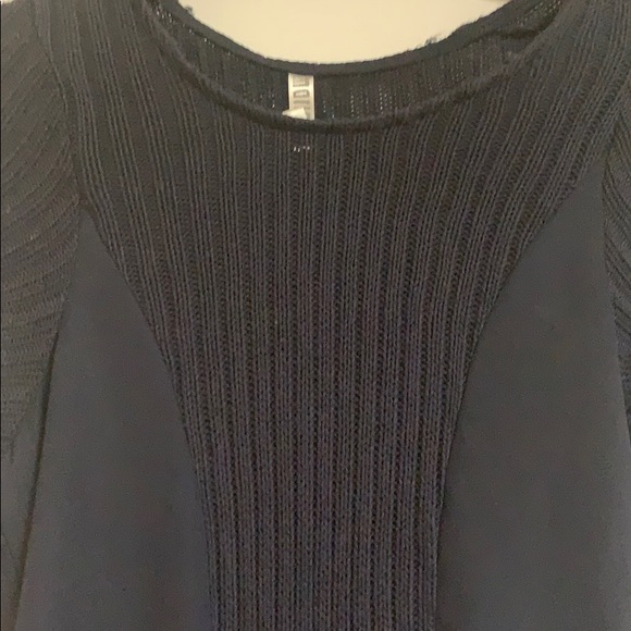 Tunic Top - Picture 2 of 6